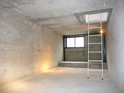 内装 外装をｗ改修 地下室付き戸建 リノベーション実施例 賃貸マンションの空室解消事業 空室対策コンサルティング コモドスペース